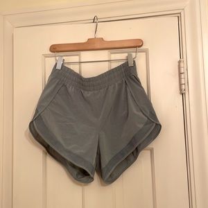 Athleta Mesh Racer Run Short 4”